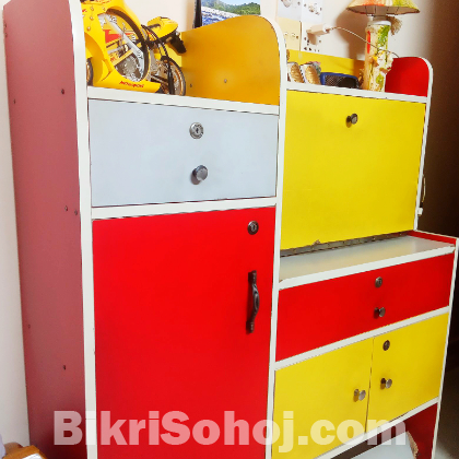 Kid's Study Table
